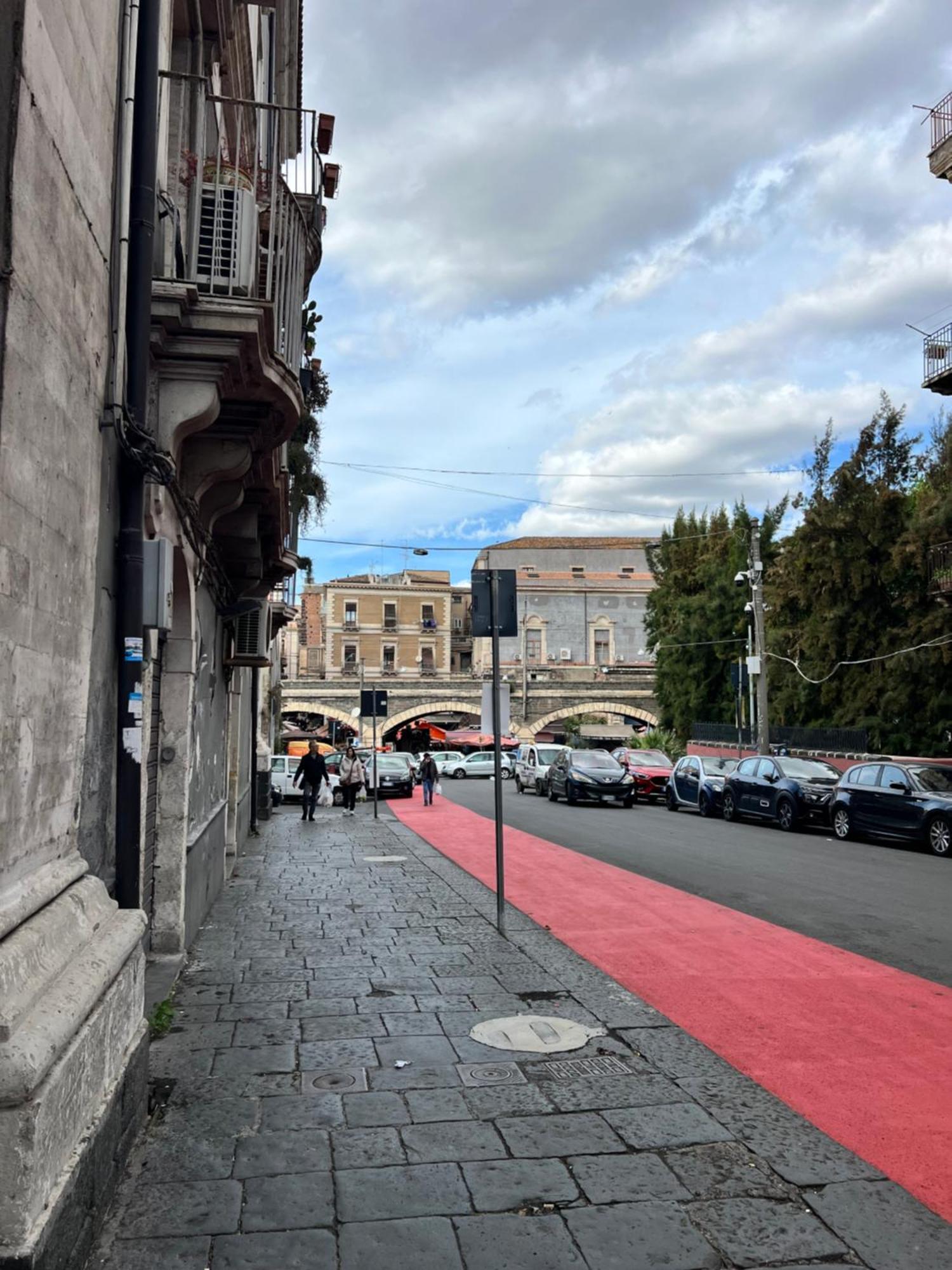 Palazzo Kolombo Villa คาตาเนีย ภายนอก รูปภาพ